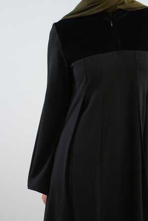 Velvet Pleated Front Abaya C70