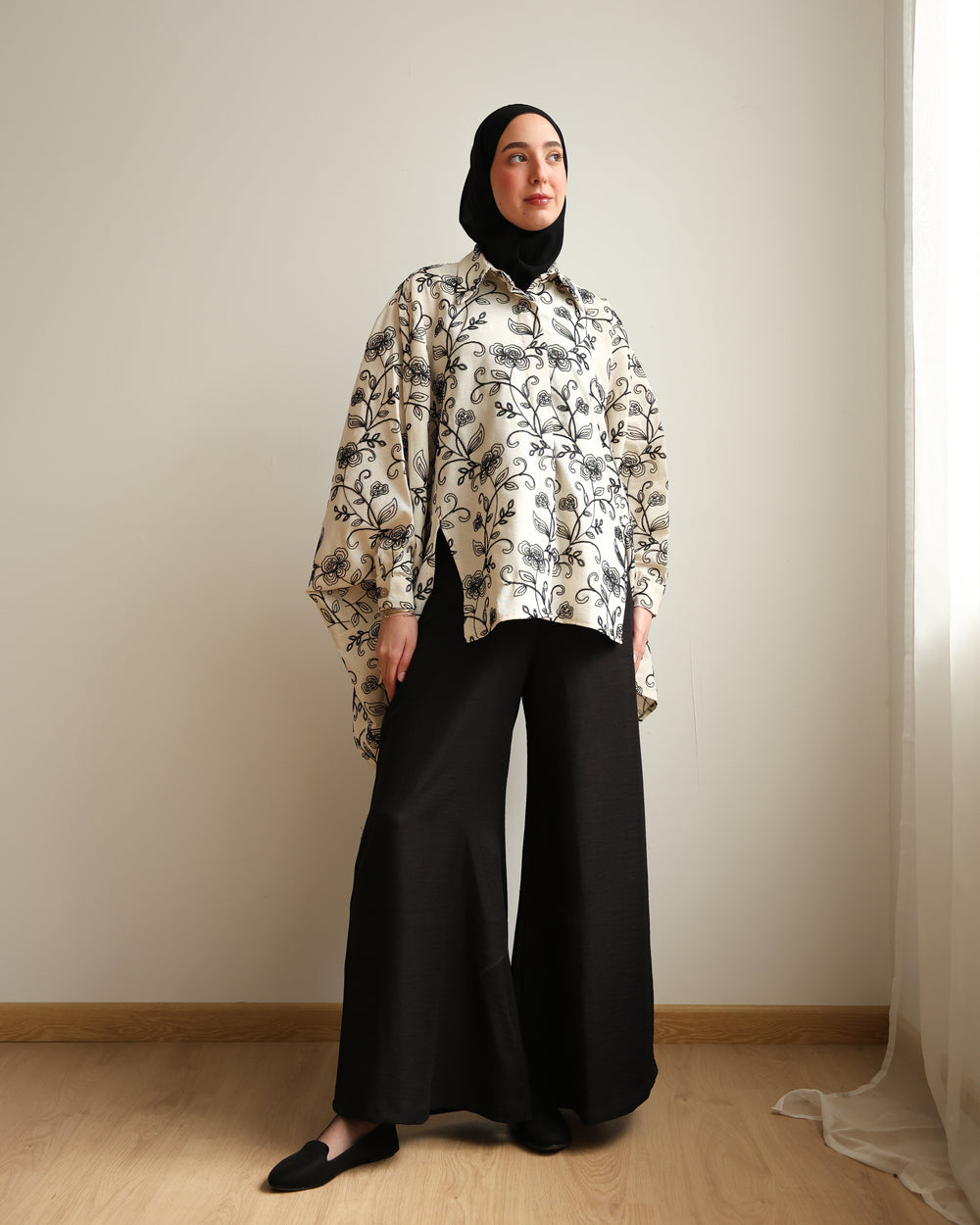 Floral Embroidered Oversized Linen Shirt Cream C2190