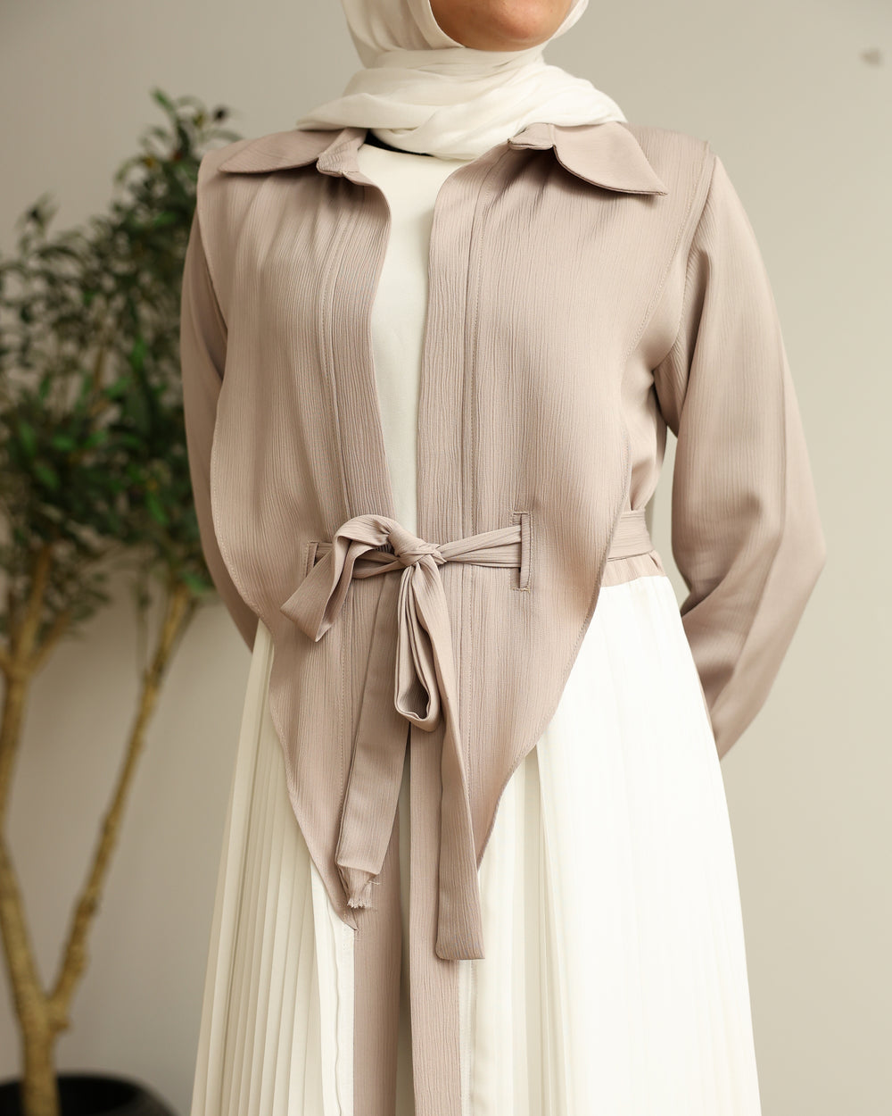 Open Pleated Abaya Beige C142