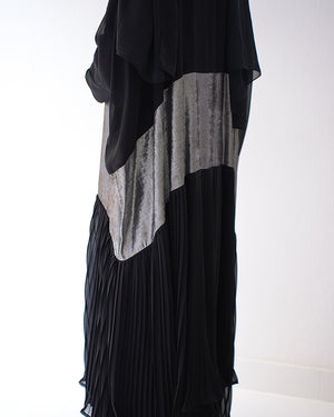 Free Size Pleated Cape Black Silver C215