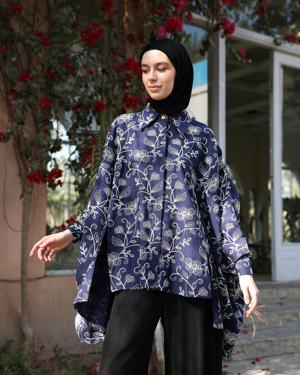 Floral Embroidered Oversized Linen Shirt Navy C2190