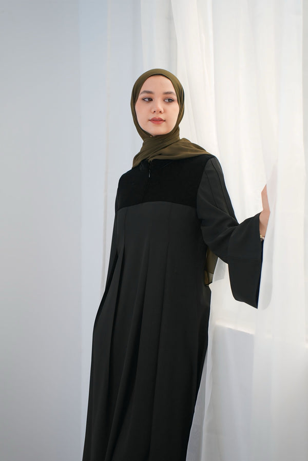 Velvet Pleated Front Abaya C70