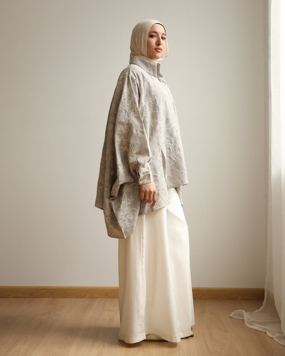 Floral Embroidered Oversized Linen Shirt Grey C2190