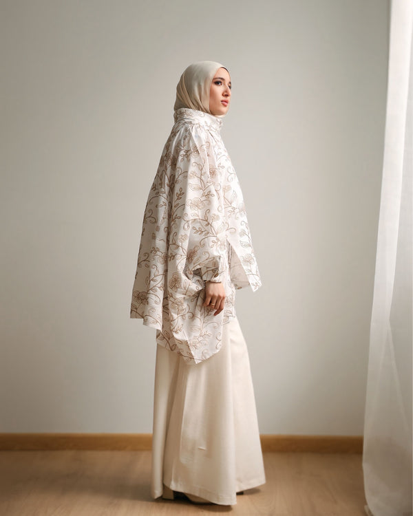 Floral Embroidered Oversized Linen Shirt Offwhite C2190