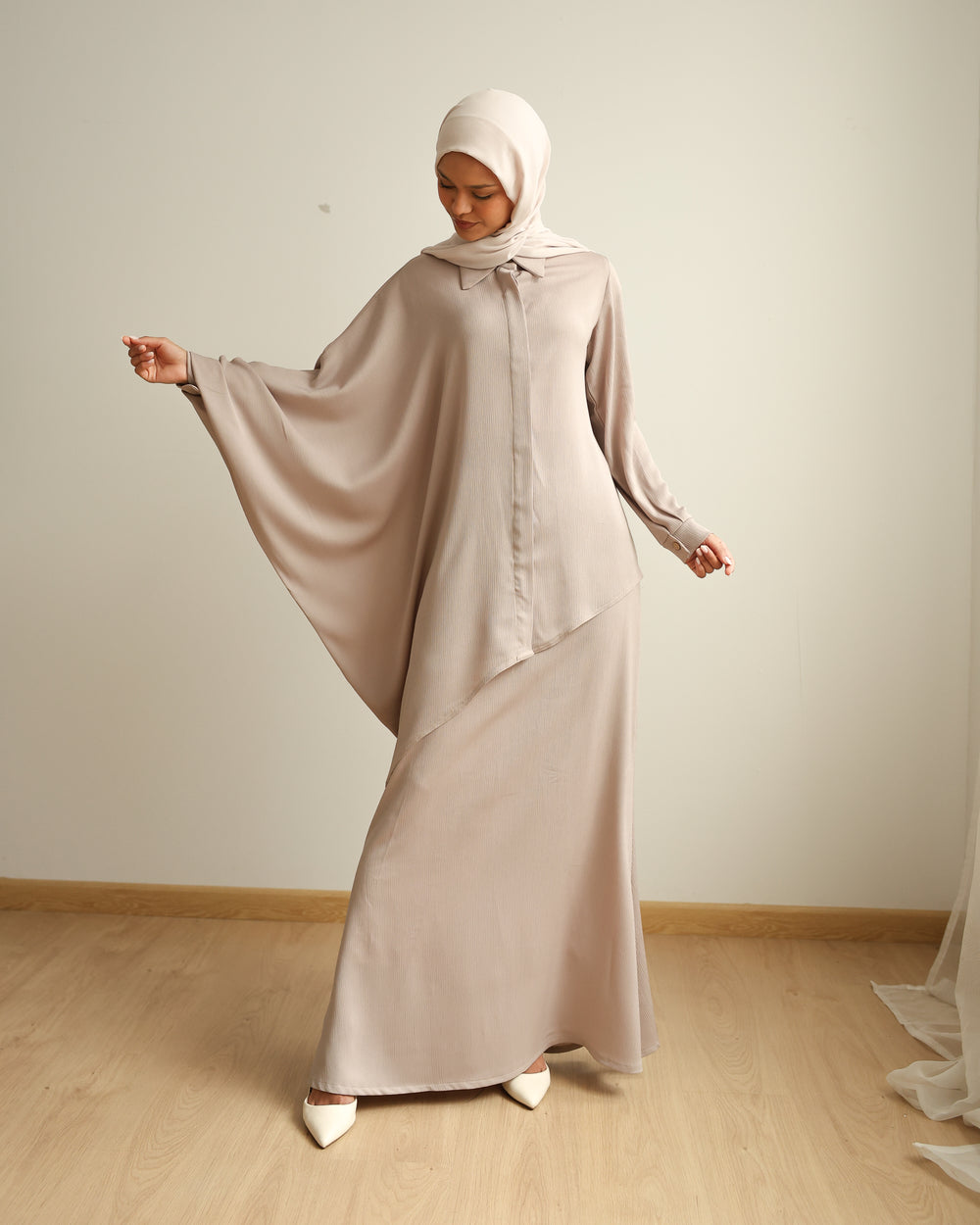 Asymmetric High Low Chemise Blouse Beige C1870