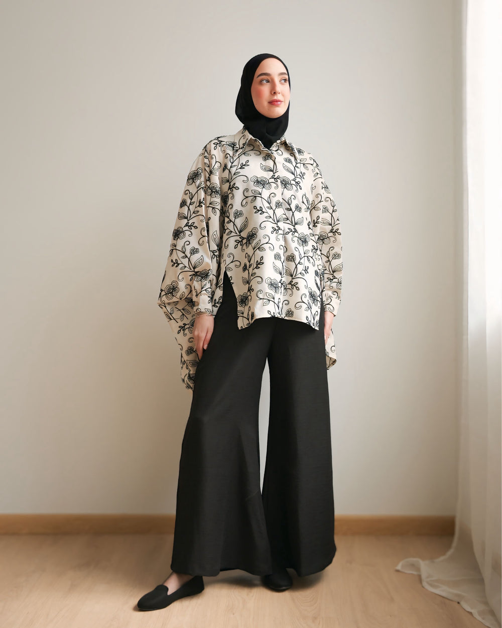 Floral Embroidered Oversized Linen Shirt Cream C2190