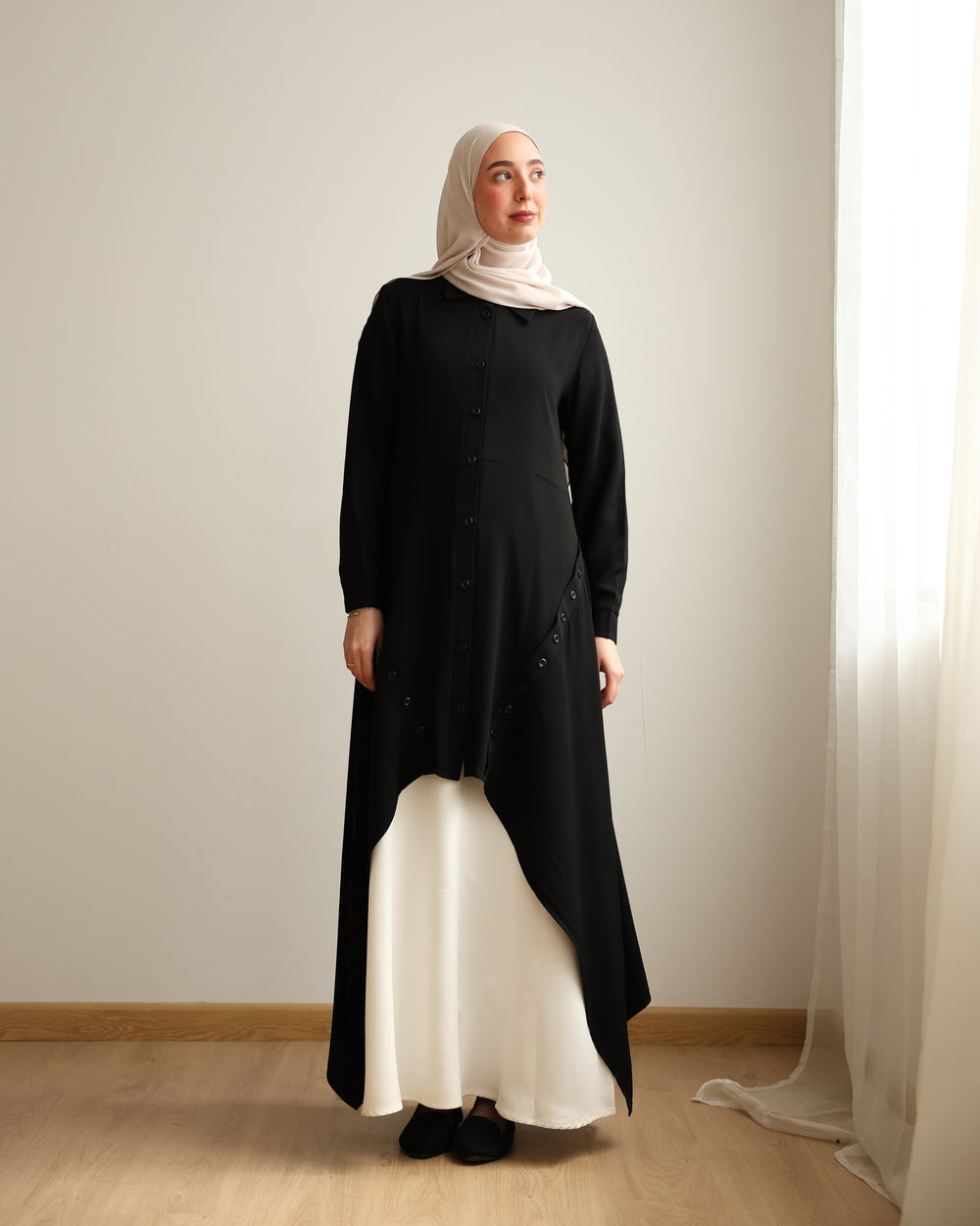 High Low Crepe Buttoned Shirt Black C275