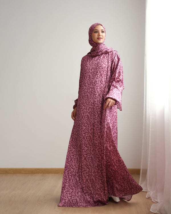 The Calligraphy Sakina Pink Prayer Set C511