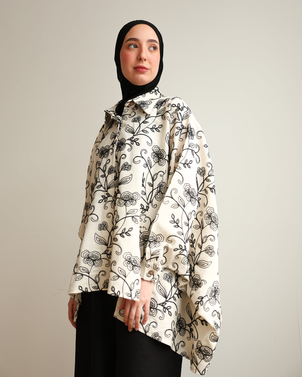 Floral Embroidered Oversized Linen Shirt Cream C2190