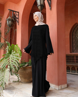 Pleated Layered Abaya Black C1102