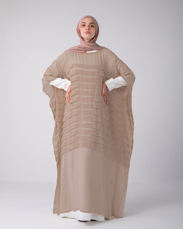 Free Size Pleated Cape Cafe C185