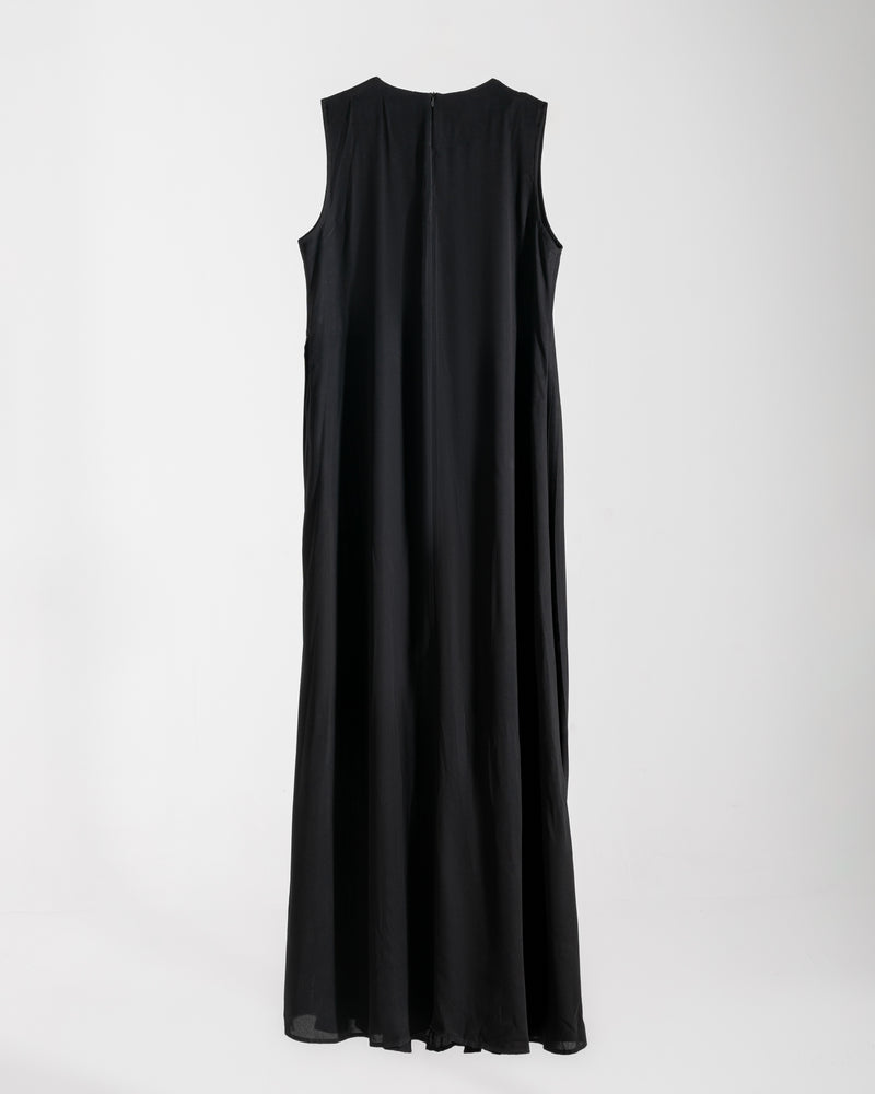 Sleeveless Pleated Dress Black C202