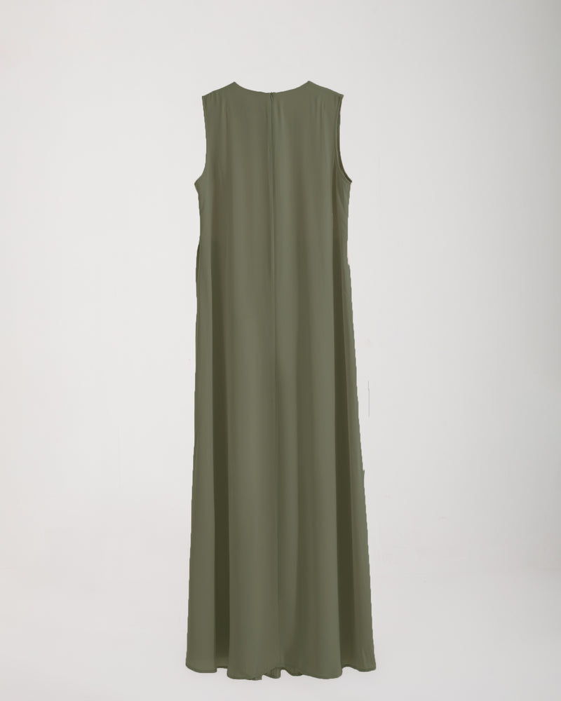 Sleeveless Pleated Dress Olive C202
