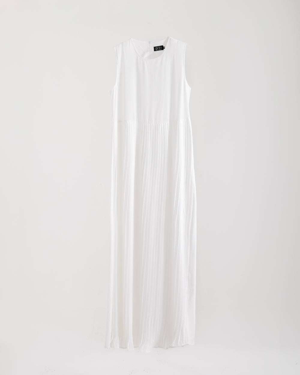 Sleeveless Pleated Dress Offwhite C202