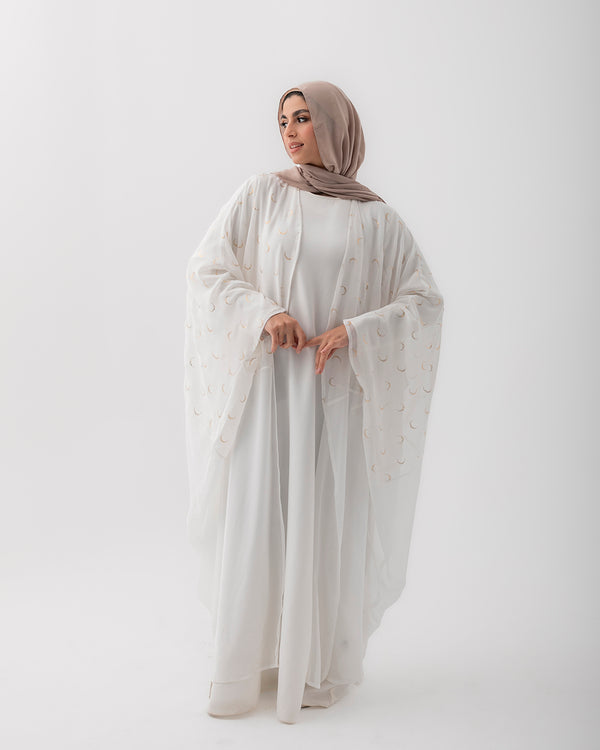 Free Size Crescent Cape Offwhite C137