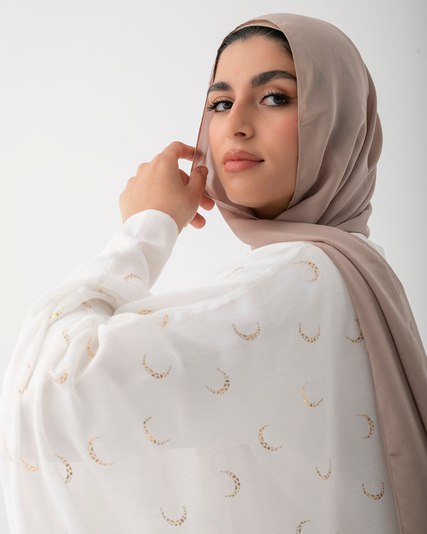 Free Size Crescent Cape Offwhite C137