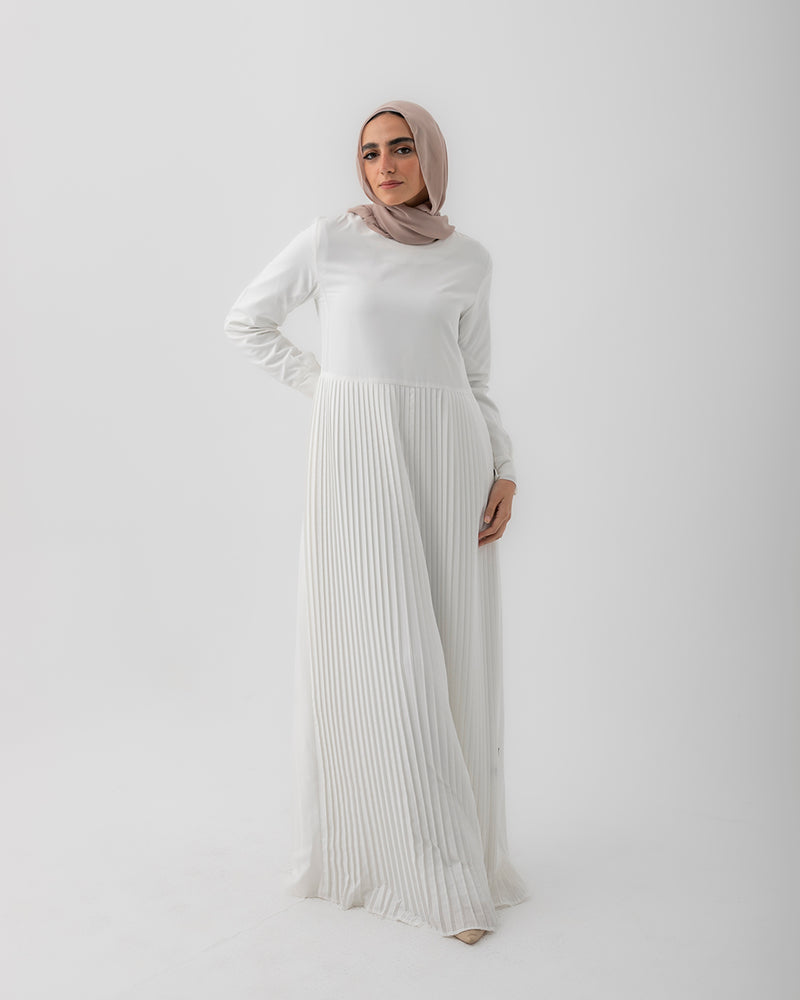 Sleeved Pleated Dress Offwhite C211