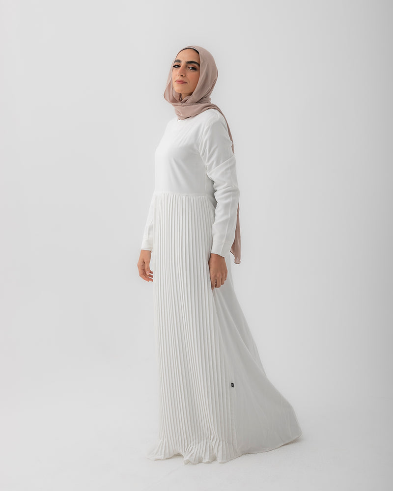 Sleeved Pleated Dress Offwhite C211