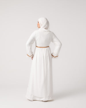 Open Chiffon Cape Offwhite C184