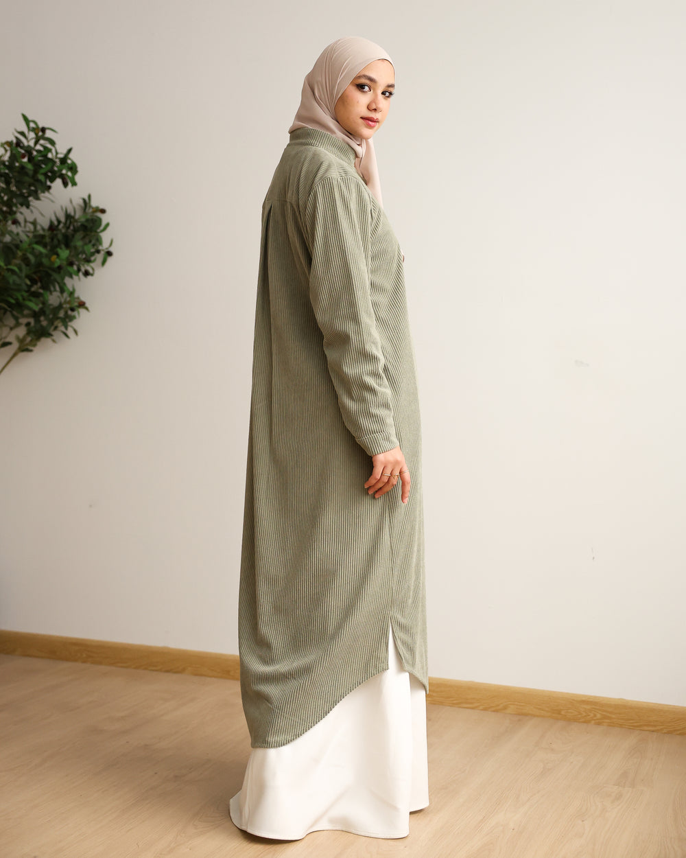 Velvet Corduroy Longline Shirt Mint C510