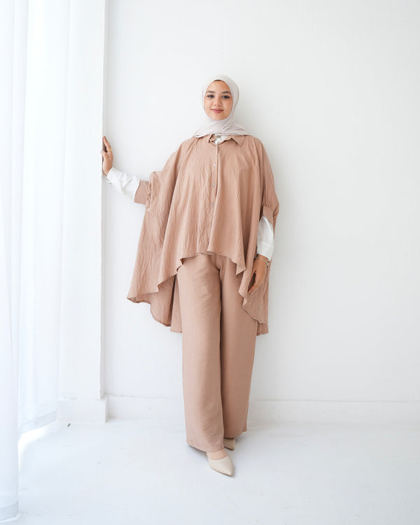Over Sized Poncho and Pants Set Cafe C11063