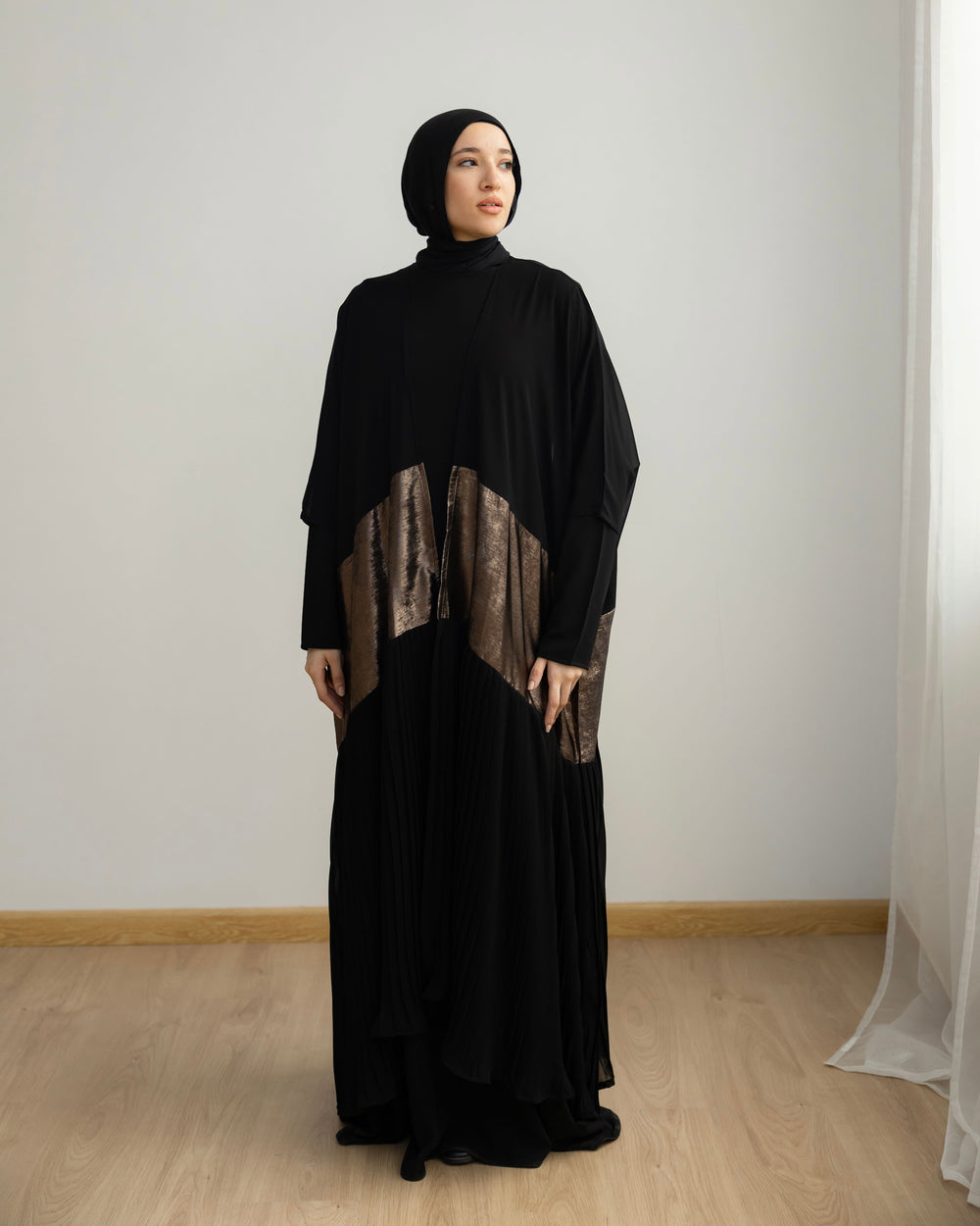 Free Size Pleated Cape Black Oxide C215