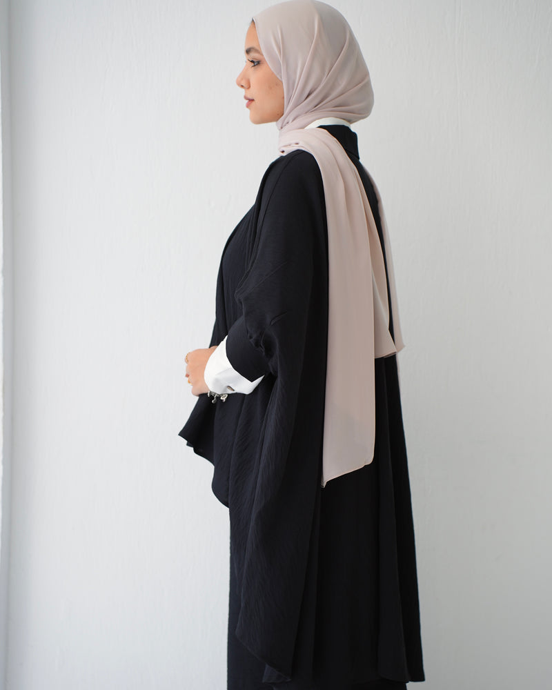 Over Sized Poncho and Pants Set Black C11063