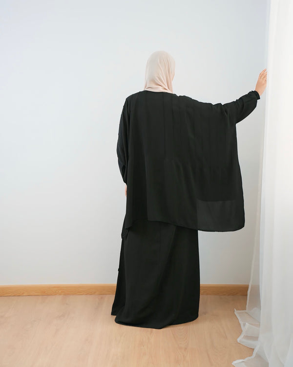 Free Size Black Zippered Cape C253