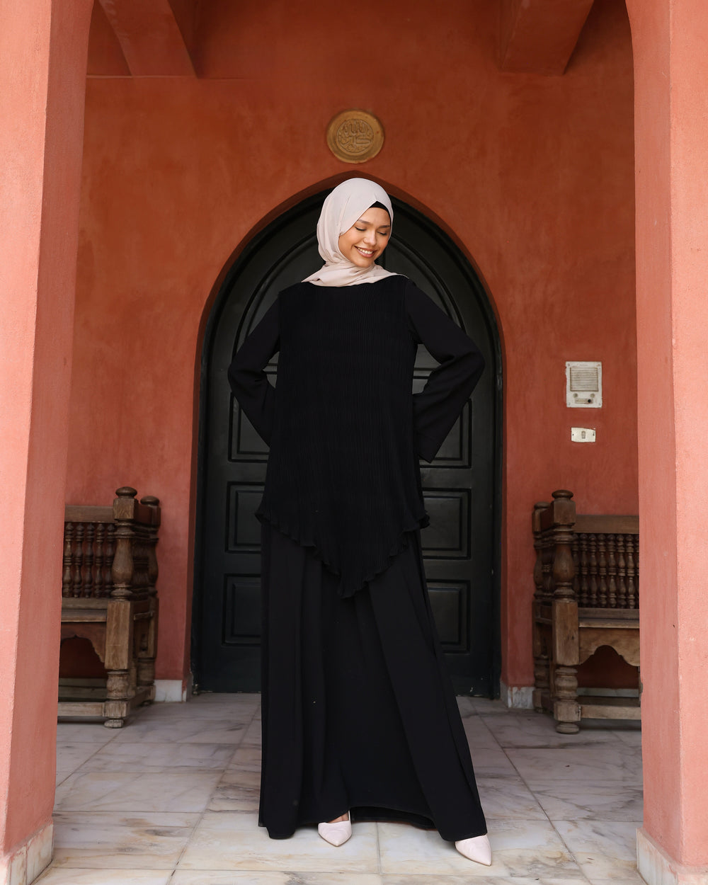 Pleated Layered Abaya Black C1102