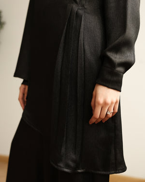 Shimmer Cape-Overlay Jumpsuit Black C1781