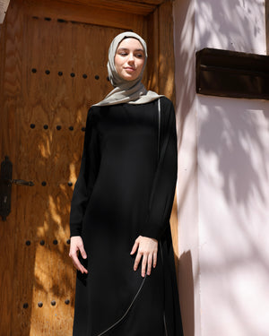 Asymmetric Zip Abaya C270