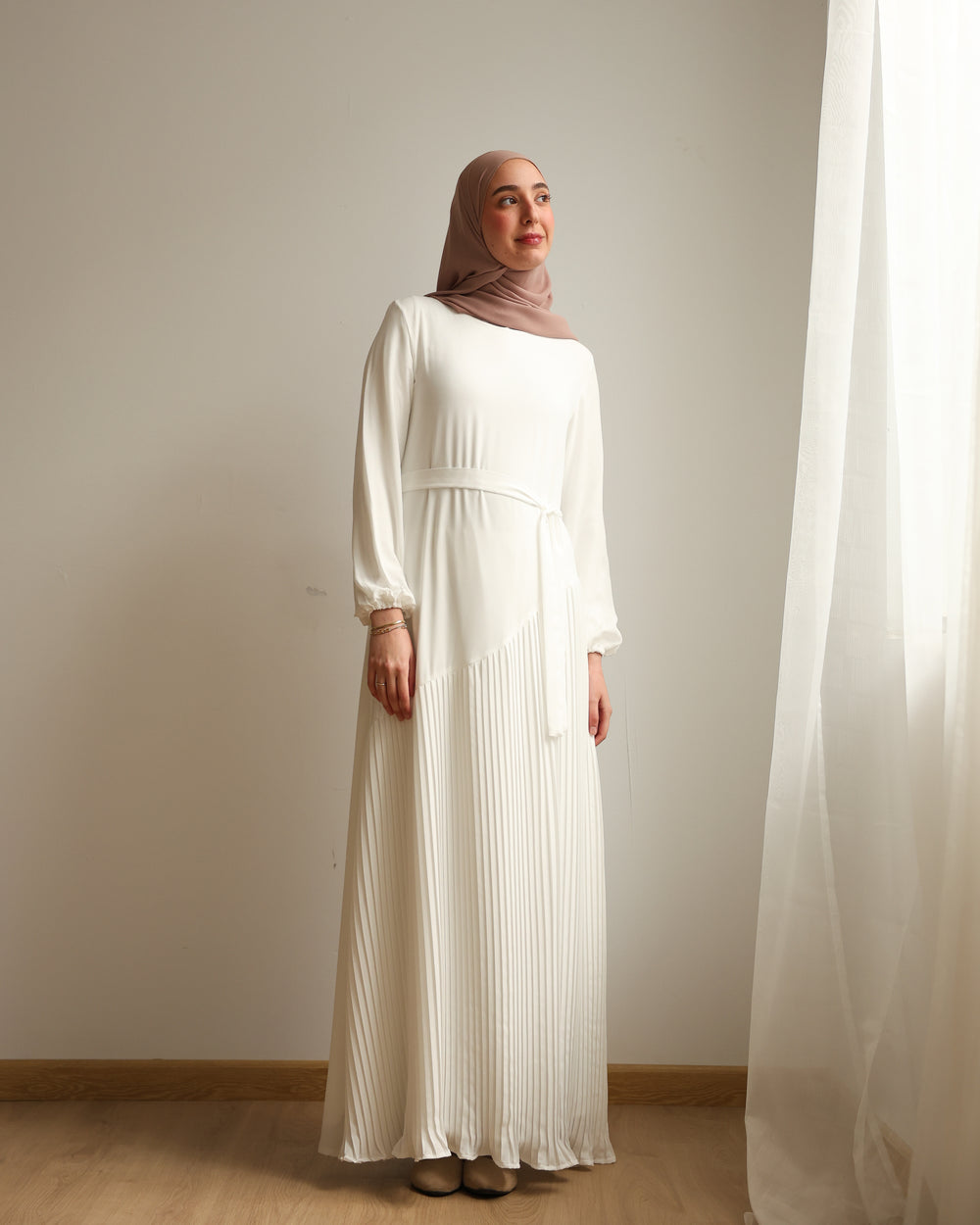 Pleated Chiffon Dress Offwhite C74