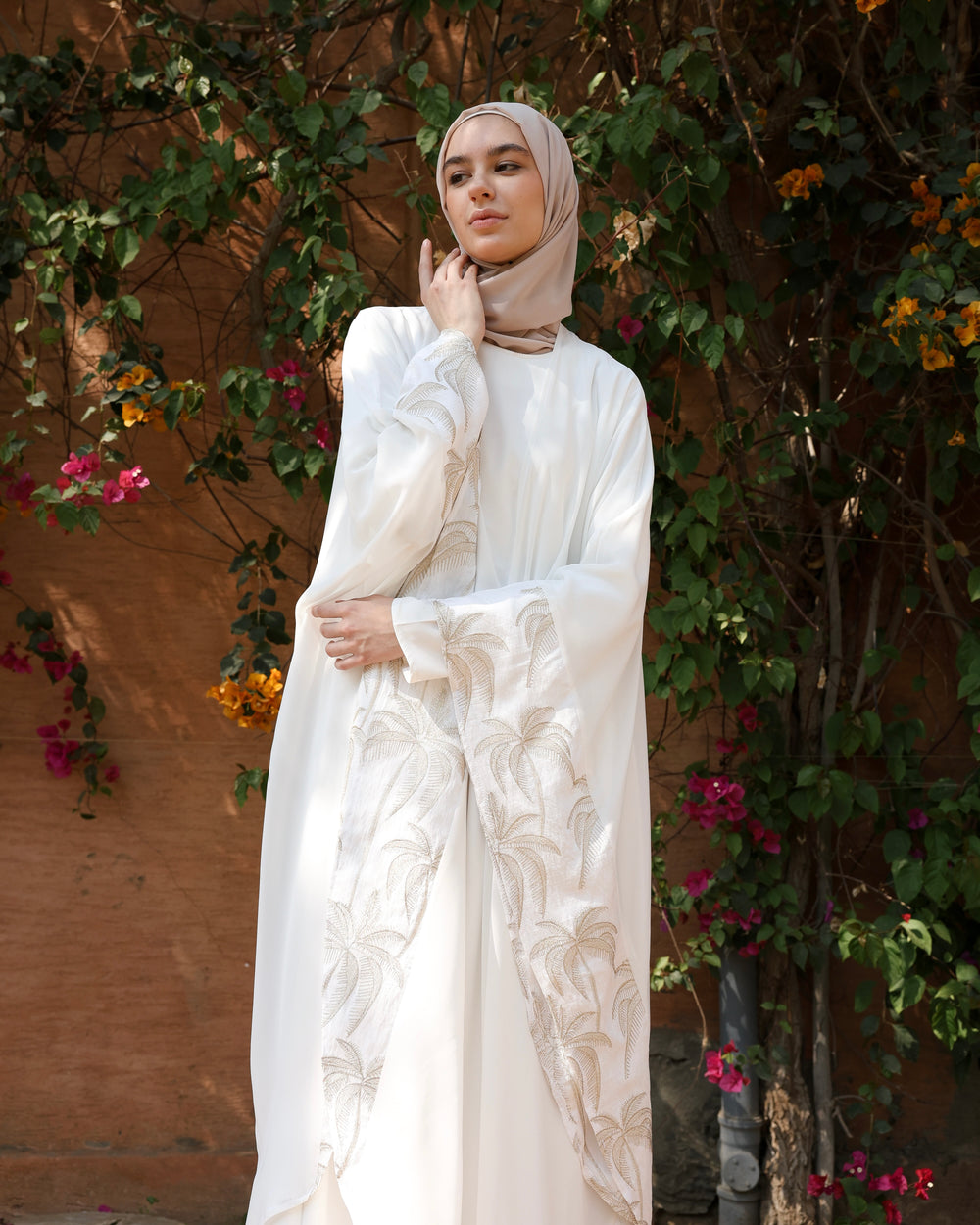 Palm Embroidered Chiffon Cape Offwhite C2741