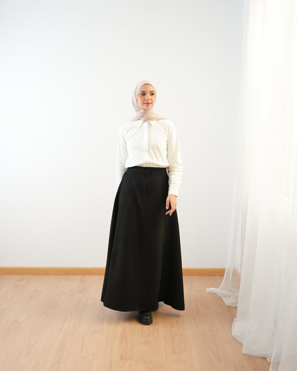 Suede Maxi Skirt Black C2030