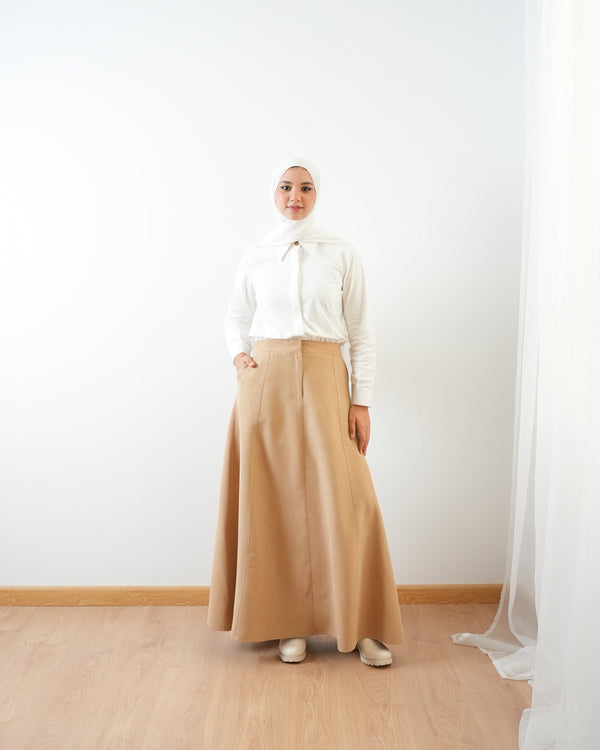 Suede Maxi Skirt Beige C2030
