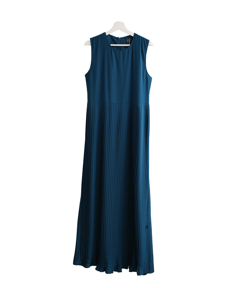 Sleeveless Pleated Dress Teal C202