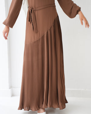 Pleated Chiffon Dress Brown C74