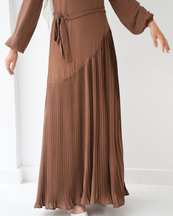 Pleated Chiffon Dress Brown C74