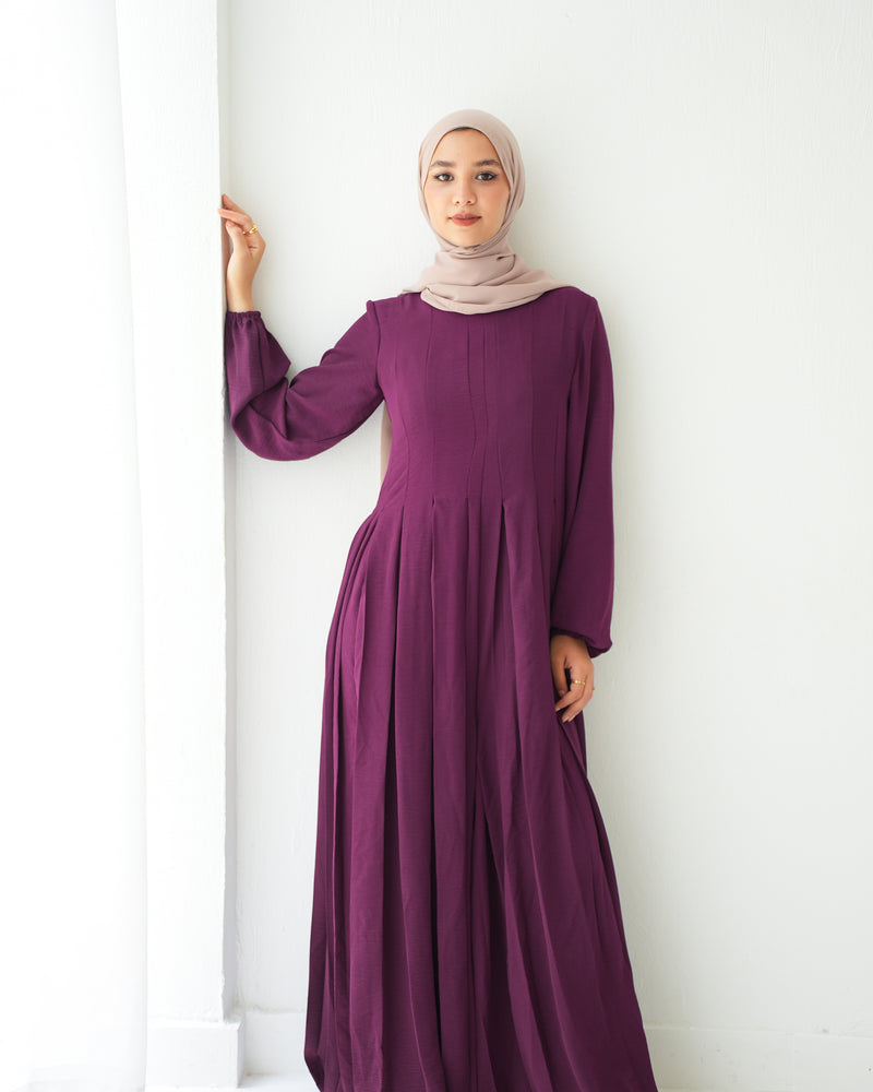 Pleated Jumpsuit Burgundy C150