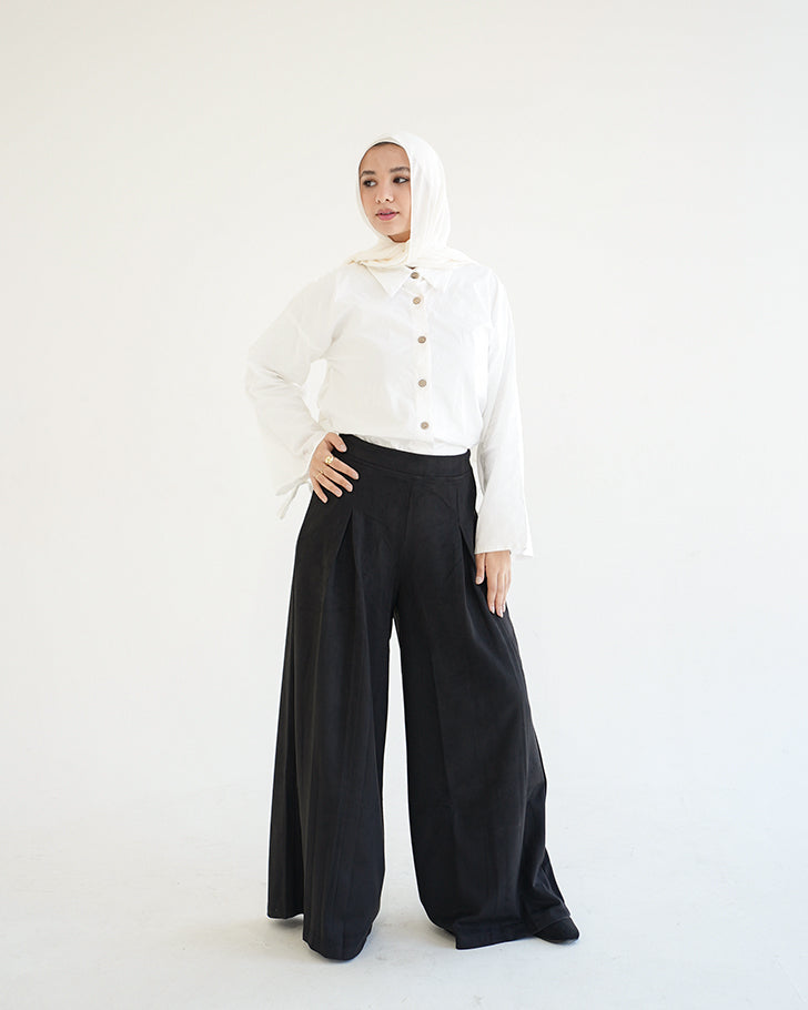 Suede Wide Pants Black C170