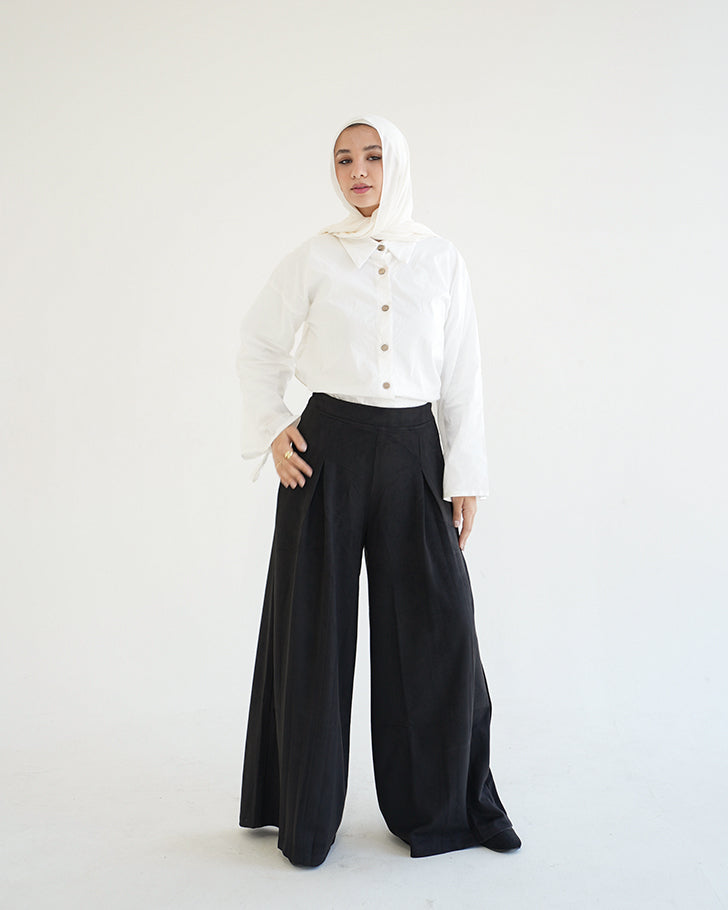 Suede Wide Pants Black C170