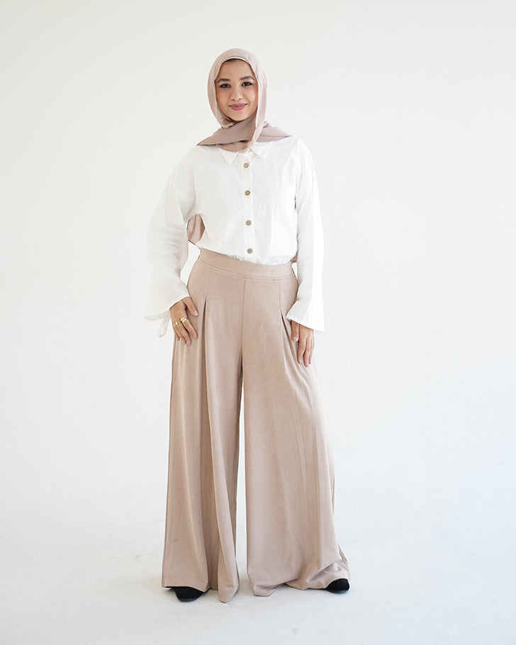 Suede Wide Pants Beige C170