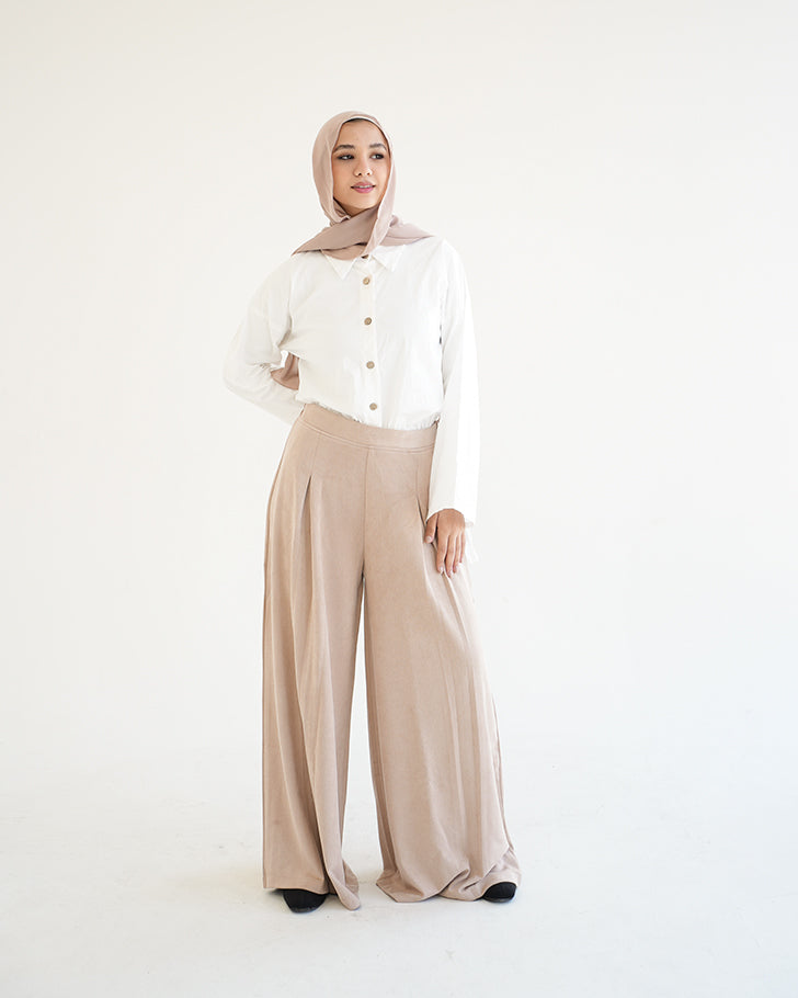 Suede Wide Pants Beige C170