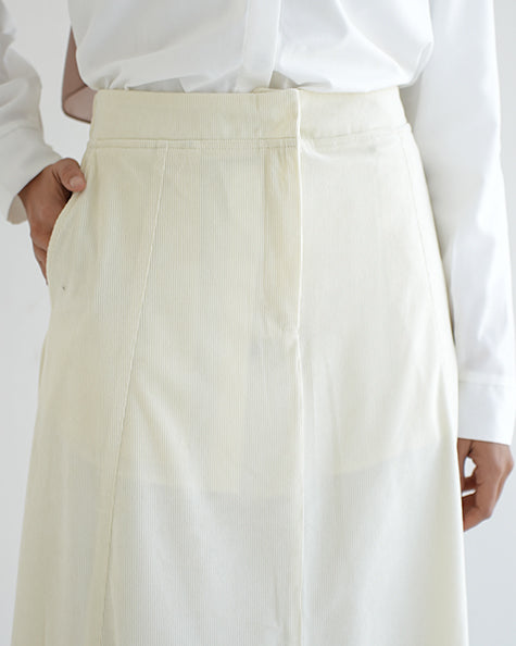 Corduroy Maxi Skirt Offwhite C203