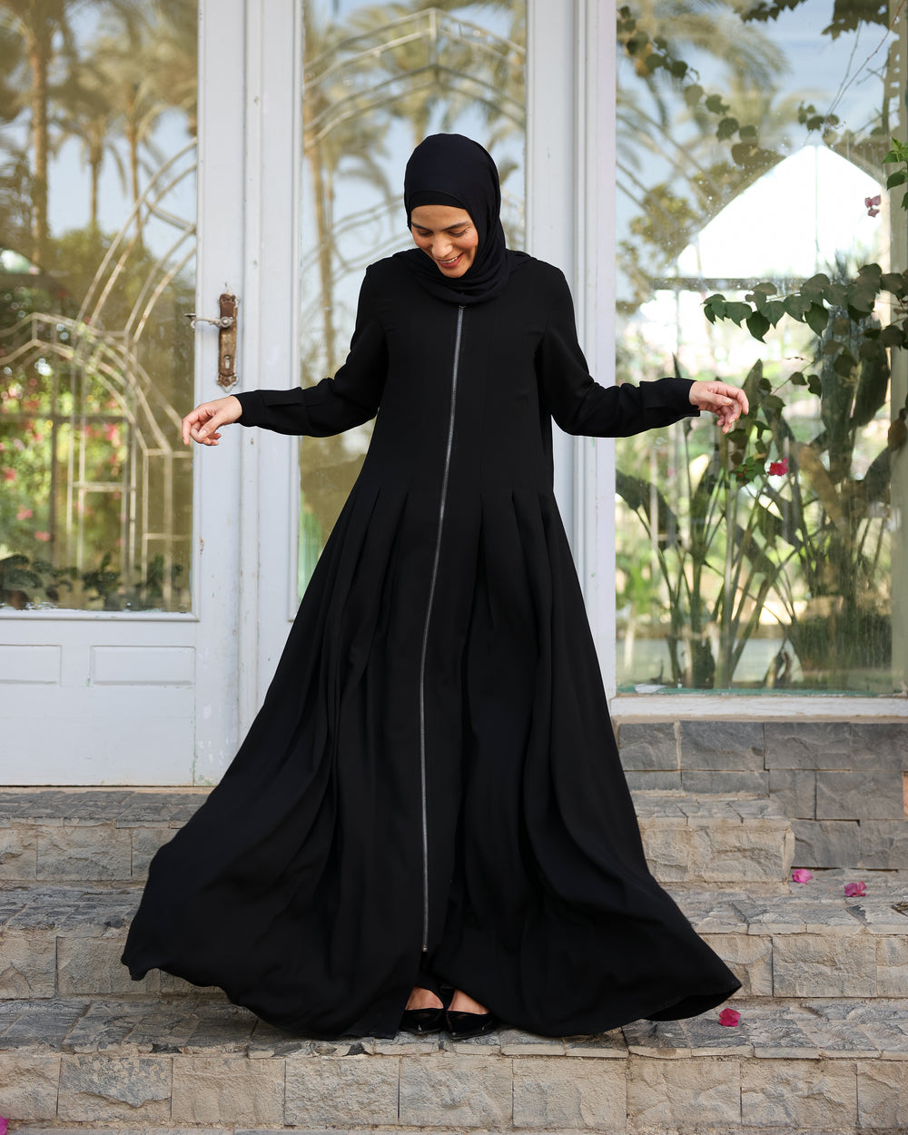 Zipper Pleated Abaya Black C289