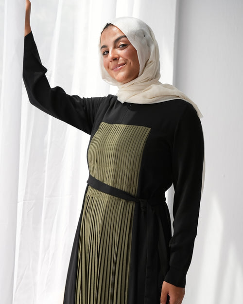 Front & Back Pleated Abaya Green C218