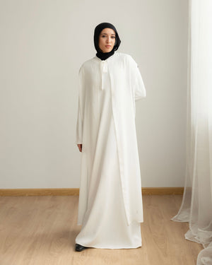 The Calligraphy Off White Cape C512