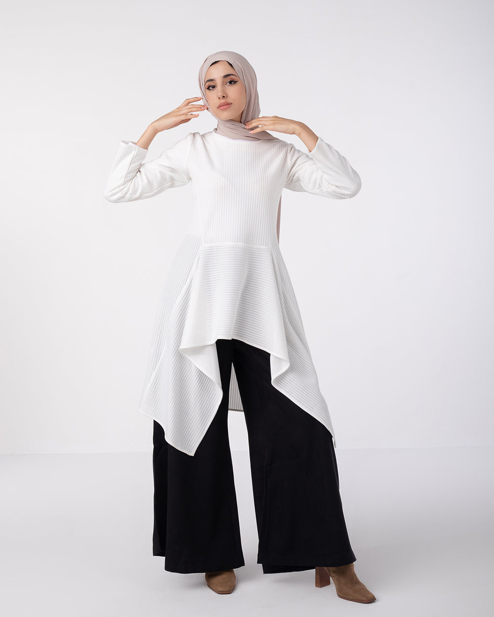 Asymmetric Pullover White C131