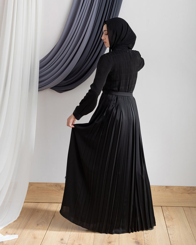 Pleated Silk Abaya C98